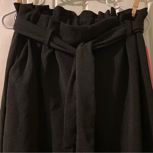 SHOSHO black paperback pants-large NWT